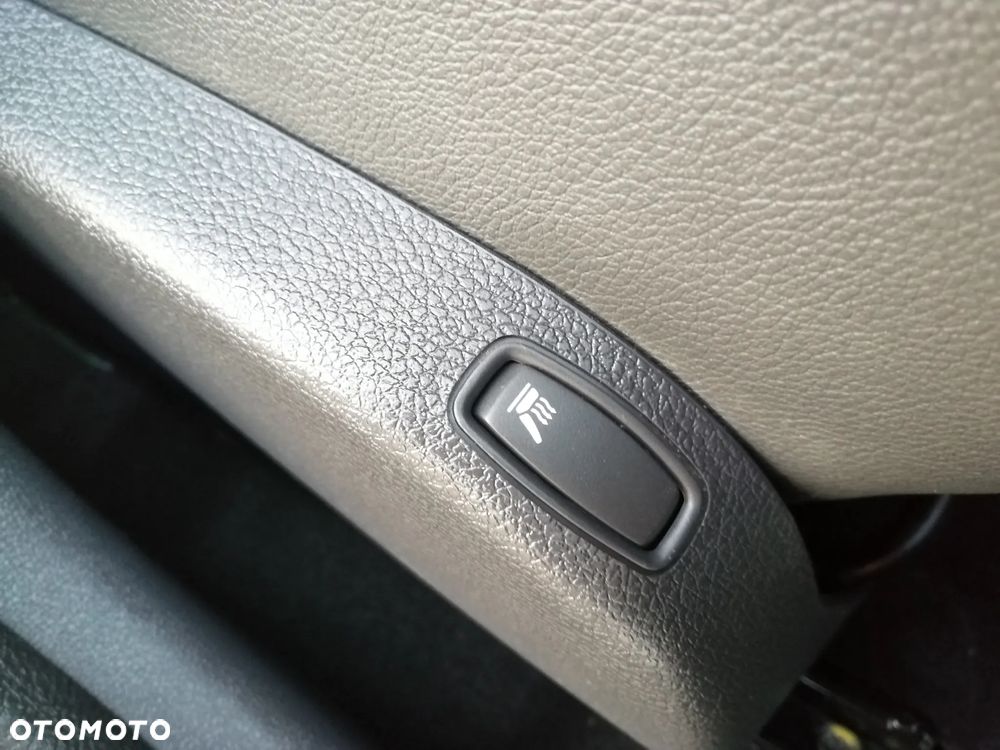 Dacia Duster 1.2 TCe Laureate S&S EU6 - 21