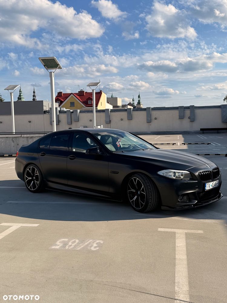 BMW Seria 5 523i - 3