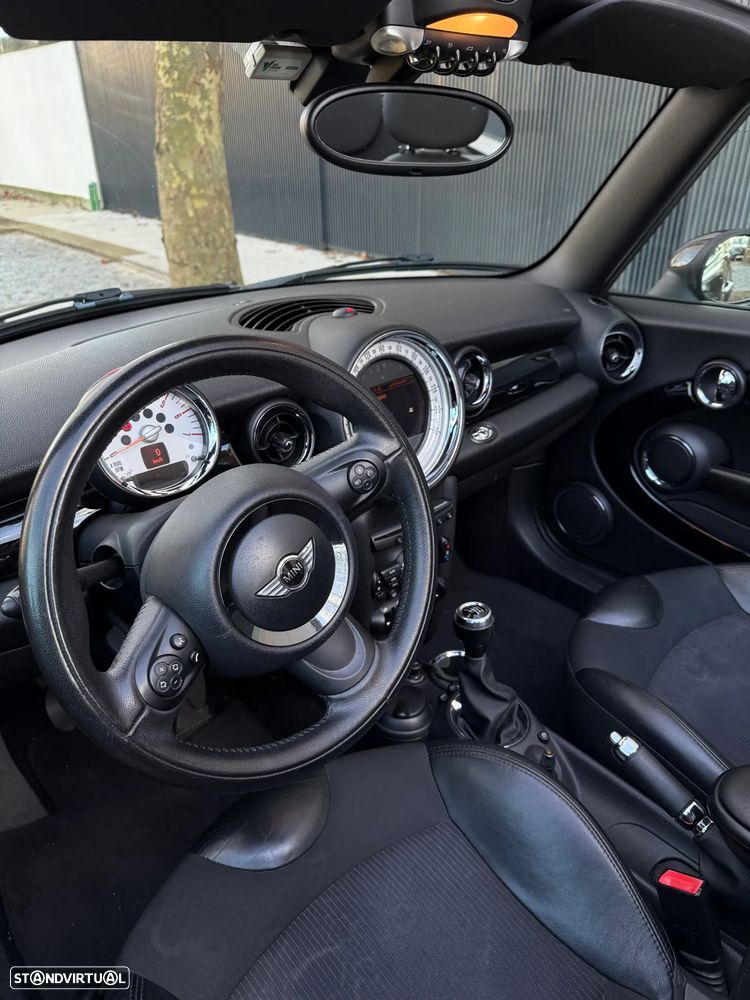 MINI Cabrio Cooper D - 13
