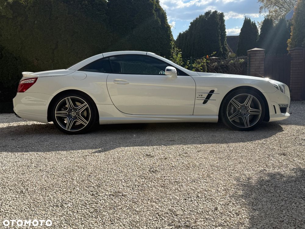 Mercedes-Benz SL 63 AMG - 9