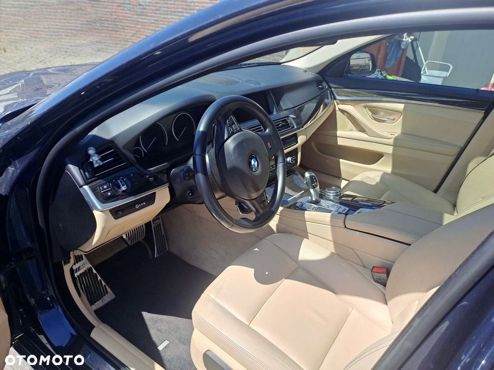 BMW Seria 5 520d Luxury Line - 4