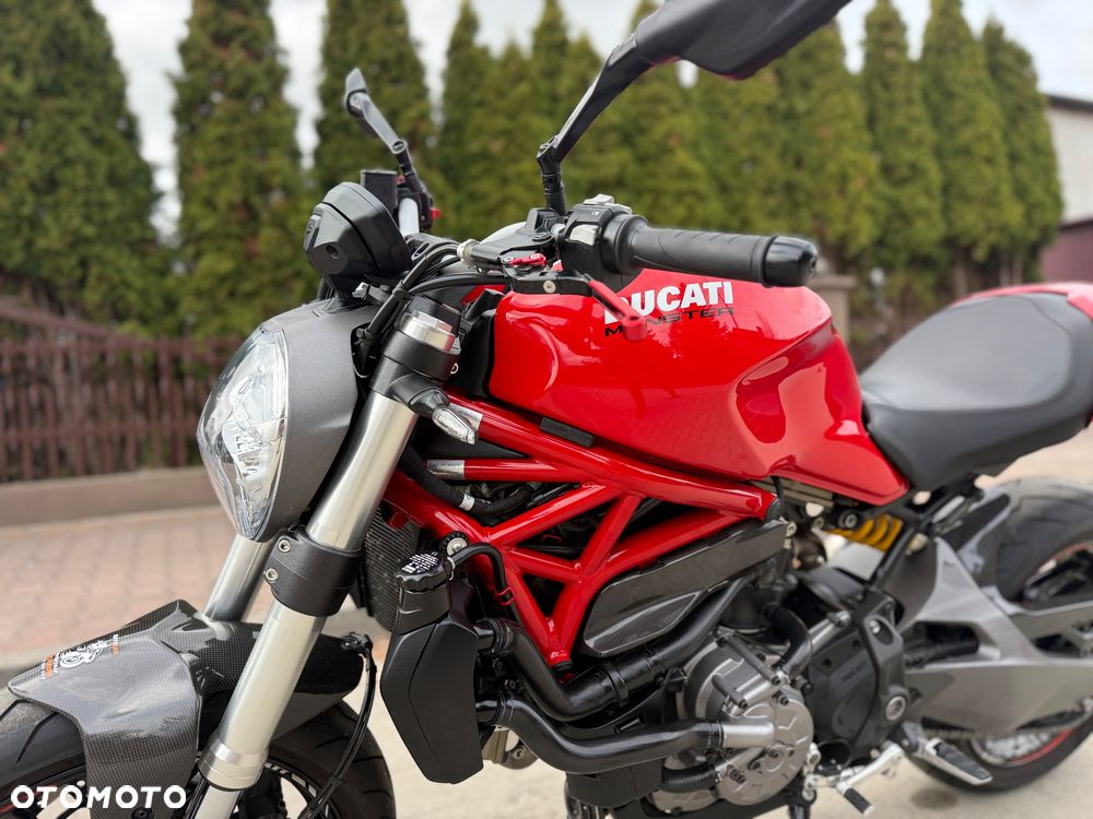 Ducati Monster - 22
