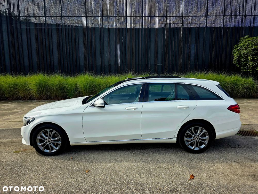 Mercedes-Benz Klasa C 200 4Matic 9G-TRONIC Avantgarde - 23