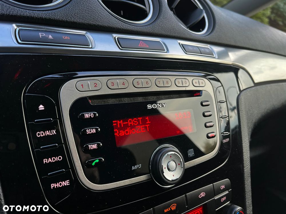 Ford S-Max - 15