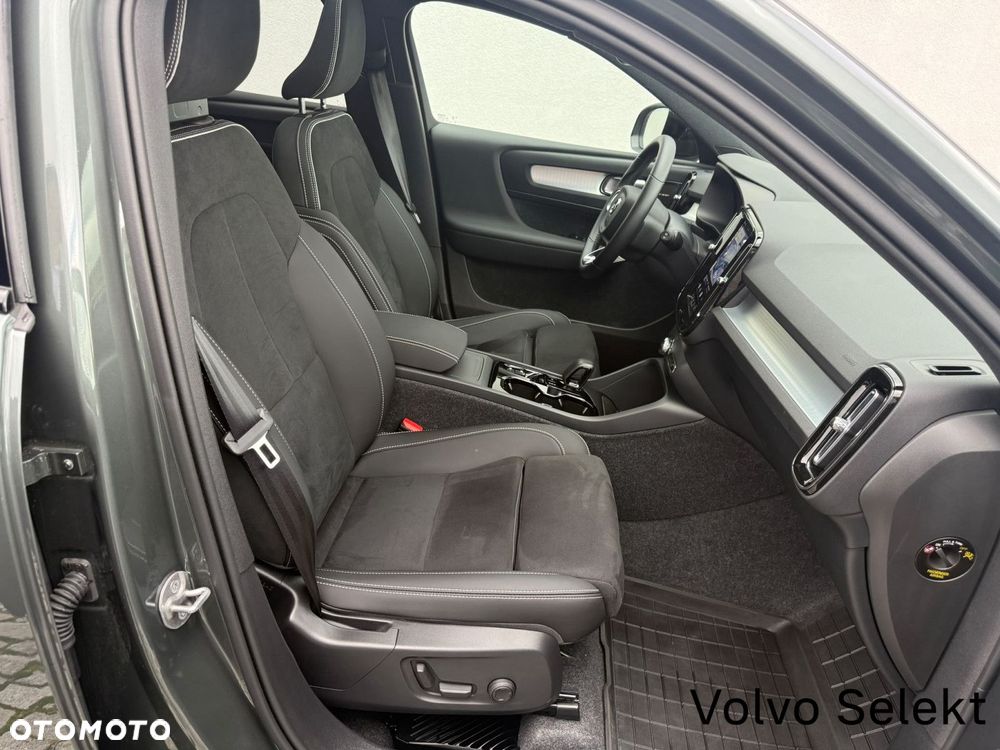 Volvo XC 40 - 28