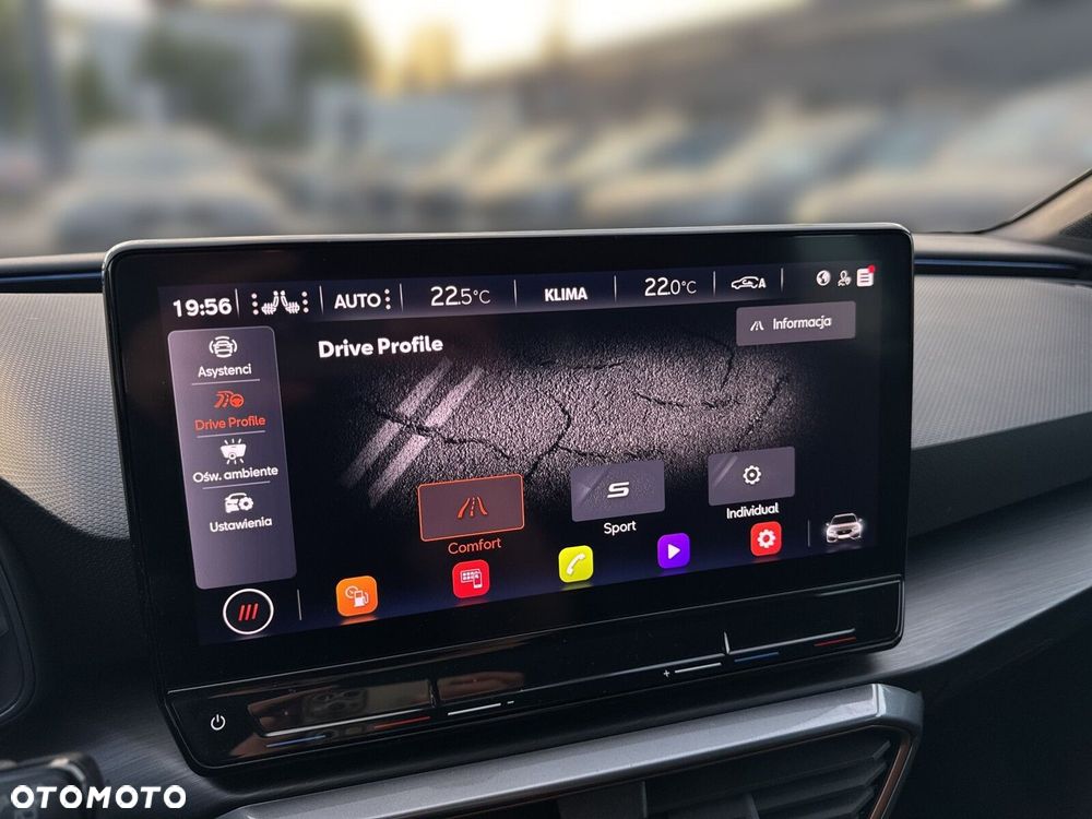 Cupra Leon 1.5 eTSI DSG - 32