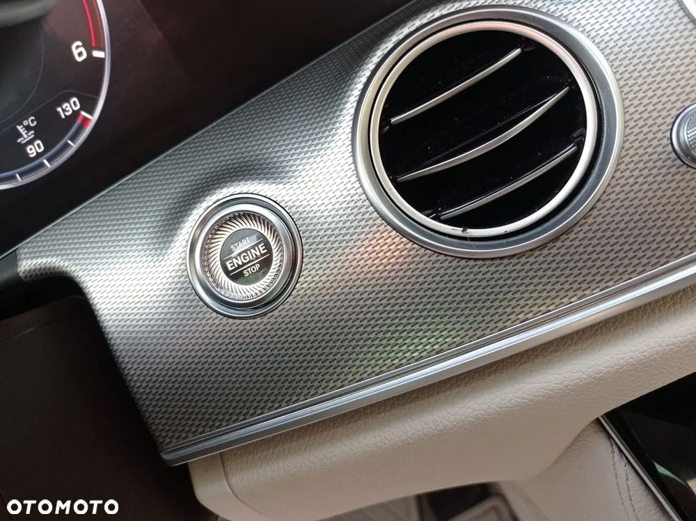 Mercedes-Benz Klasa E 350 BlueTEC 9G-TRONIC Avantgarde - 28
