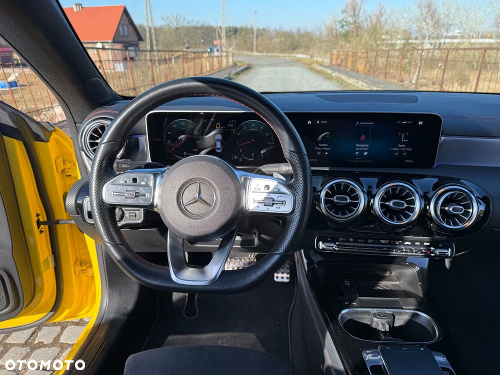 Mercedes-Benz CLA - 30