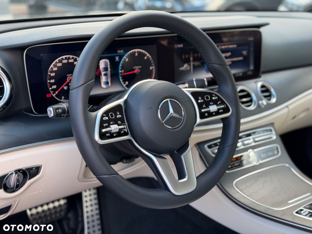 Mercedes-Benz Klasa E 300 d 9G-TRONIC Avantgarde - 11