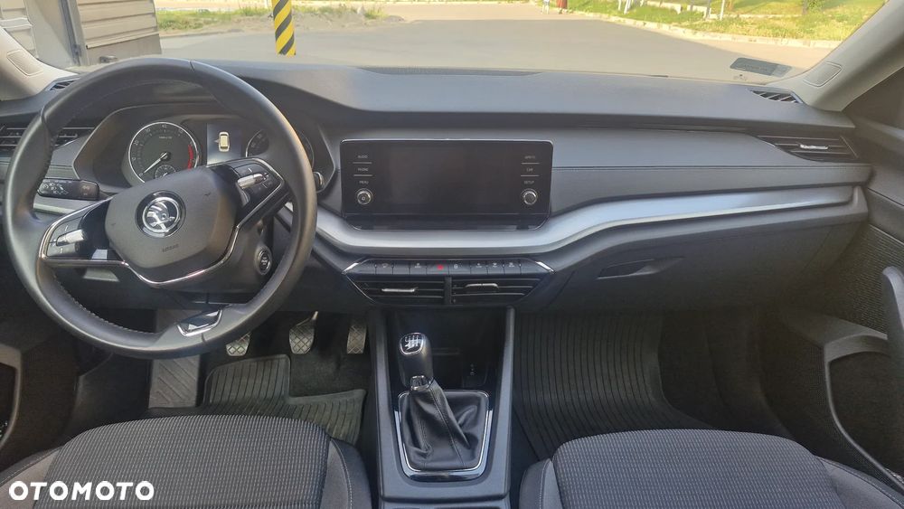 Skoda Octavia 1.5 TSI ACT Ambition - 9