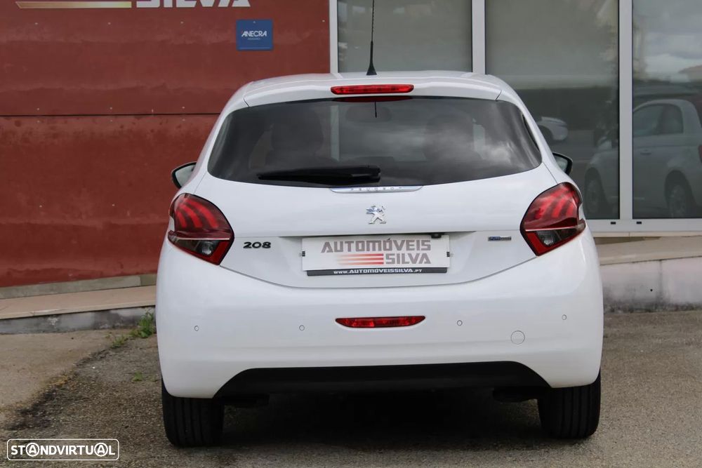 Peugeot 208 1.2 PureTech Style - 11