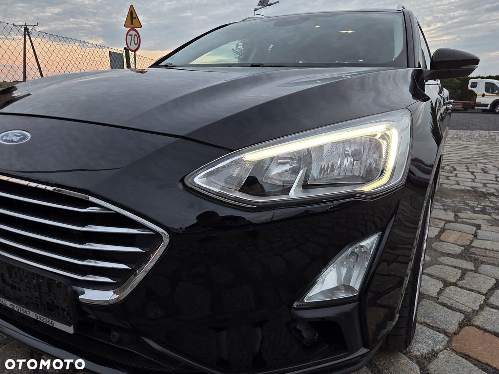 Ford Focus 1.0 EcoBoost Titanium - 8