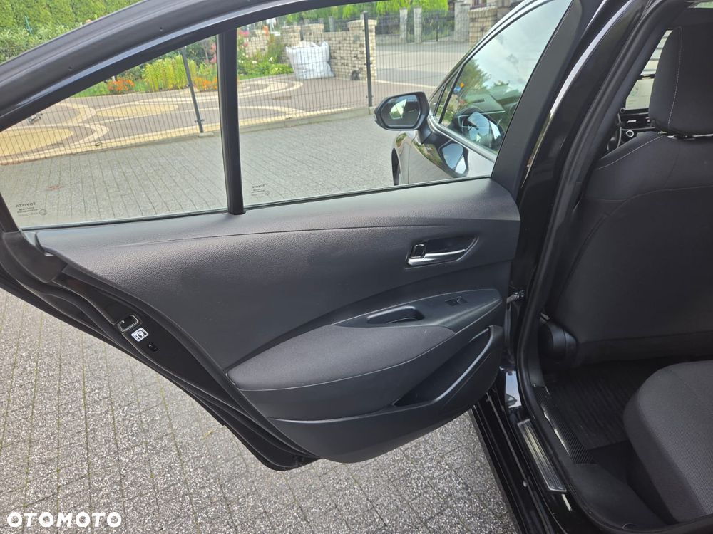 Toyota Corolla 1.8 Hybrid GPF Comfort - 18