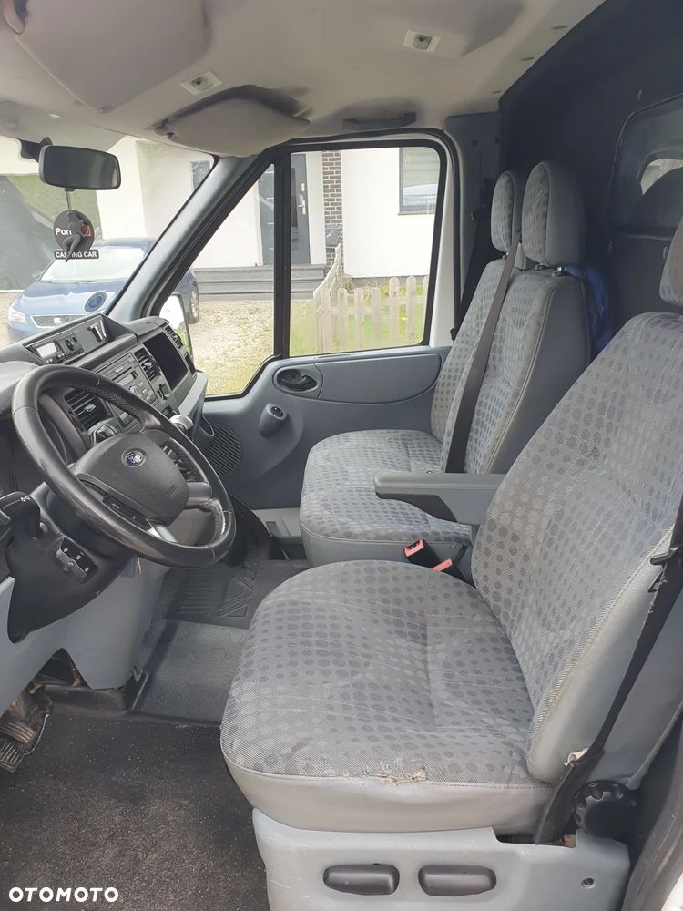 Ford Transit - 8