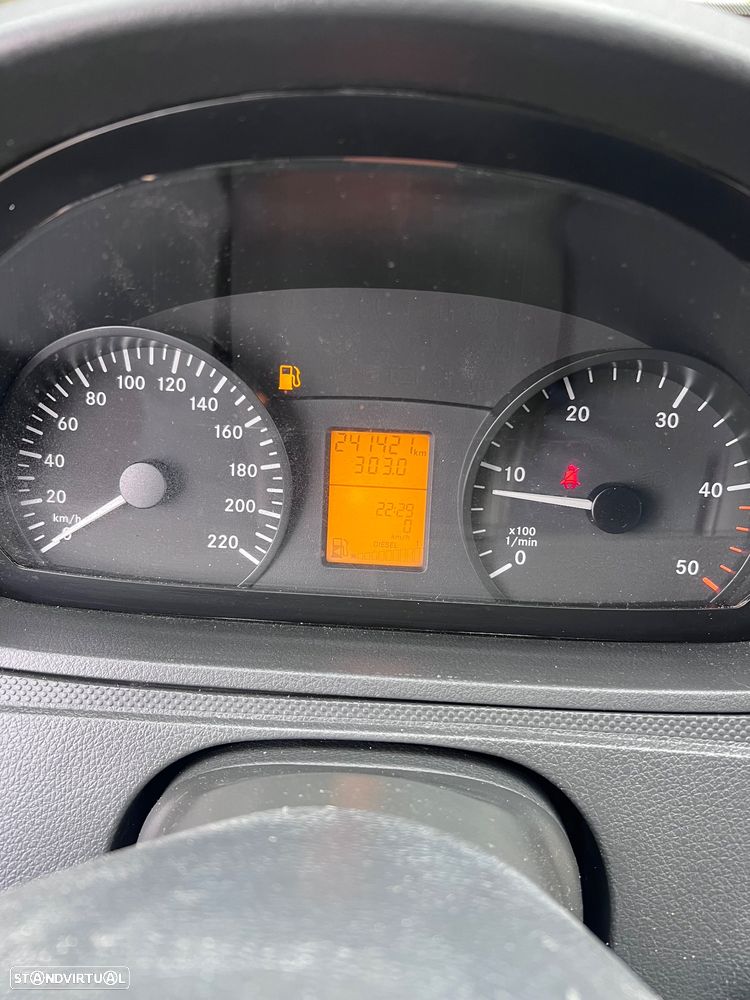 Mercedes-Benz Vito - 20