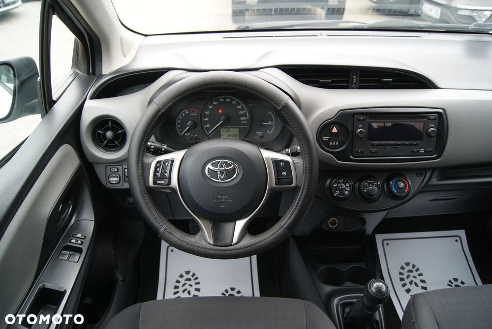 Toyota Yaris 1.0 Active - 11