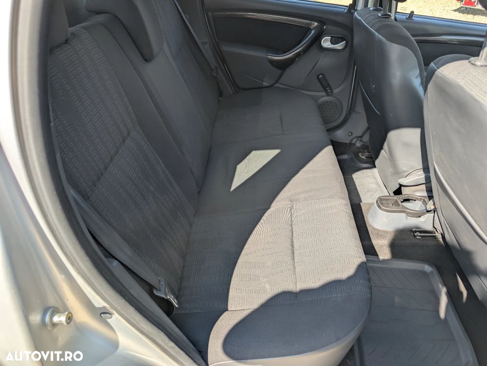 Dacia Duster 1.5 dCi 4x4 Ambiance - 16