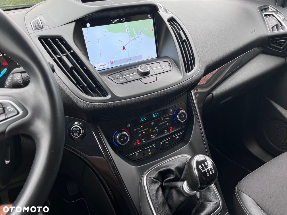 Ford Kuga 2.0 TDCi 4x4 Titanium - 8
