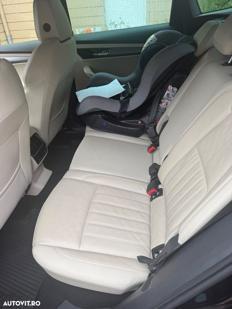 Skoda Karoq 2.0 TDI SCR 4x4 DSG Sportline - 12