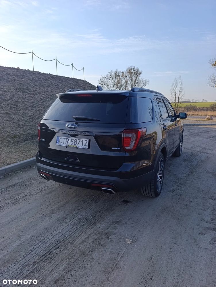 Ford Explorer - 5