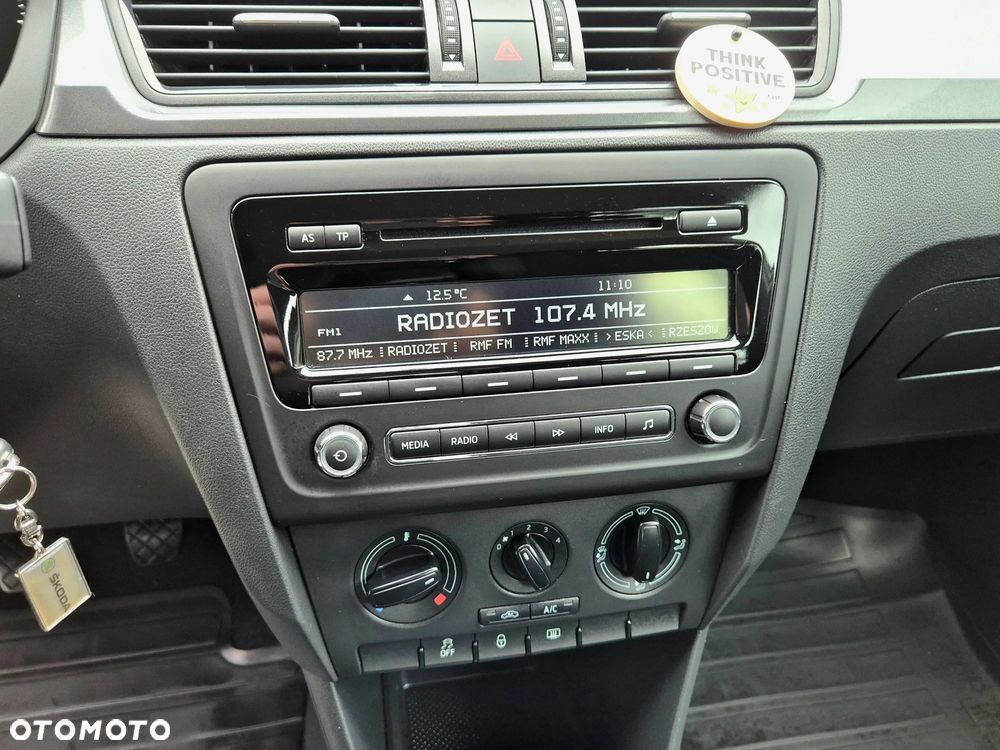 Skoda RAPID 1.2 TSI Ambition - 13