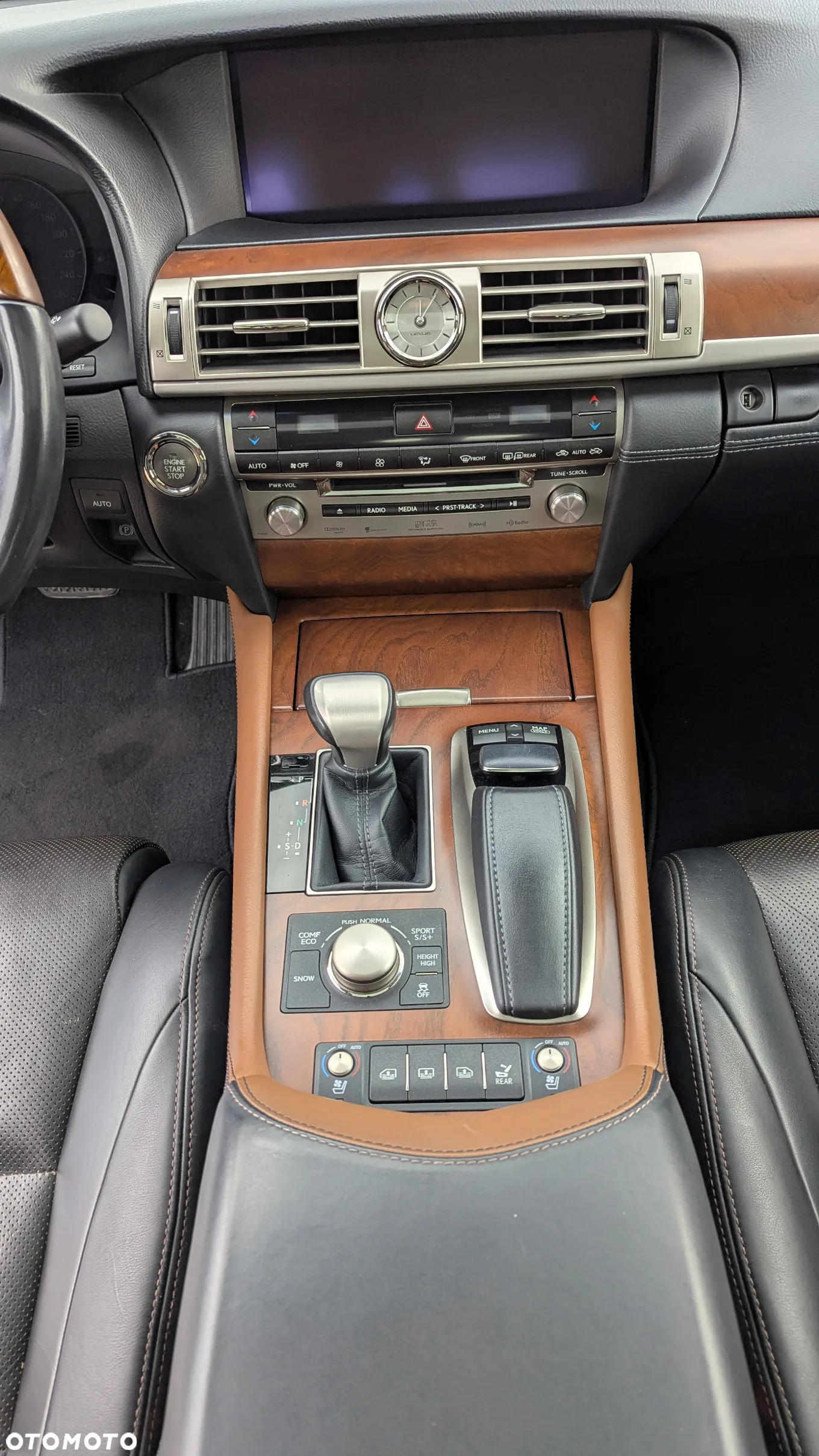 Lexus LS 460 Elite AWD - 19