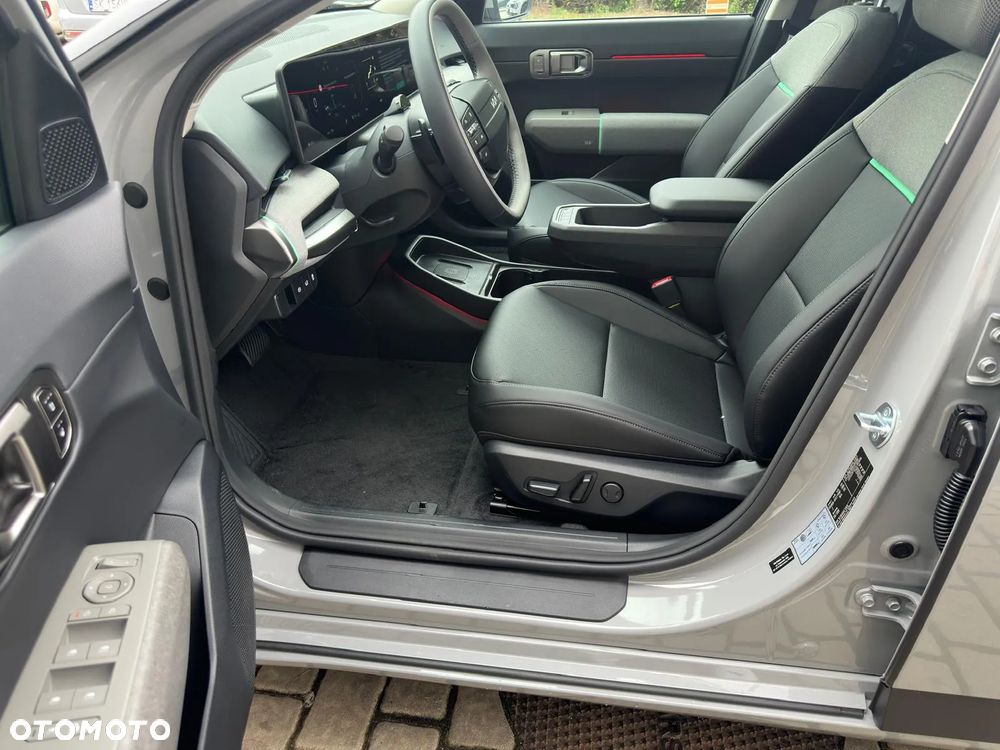Kia EV4 - 5