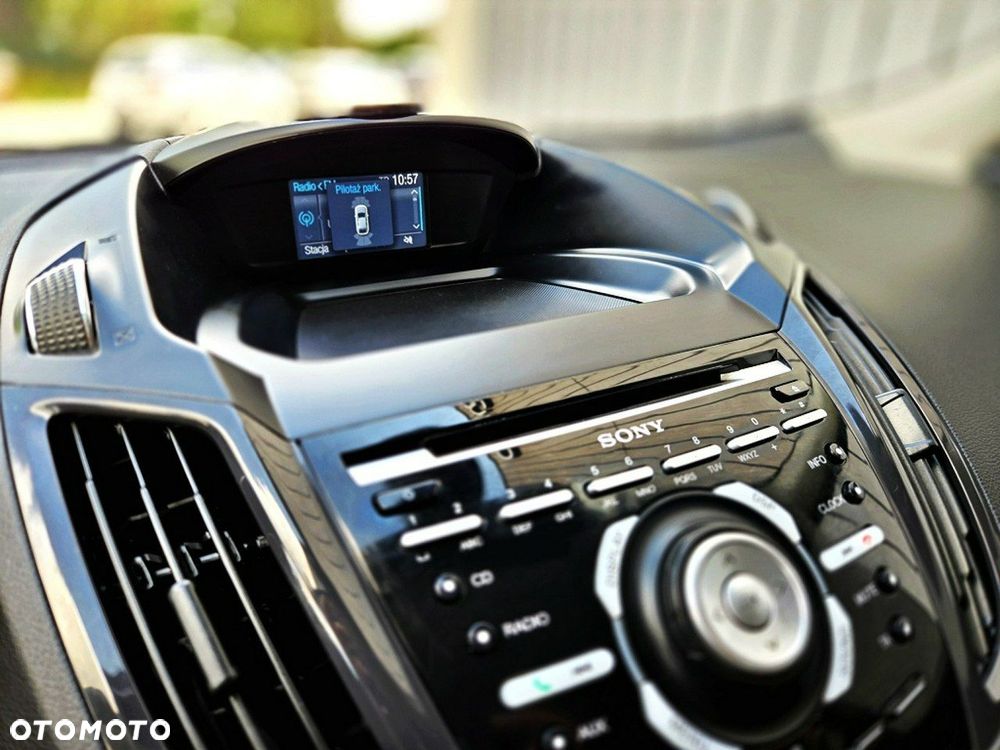 Ford Kuga 1.5 EcoBoost 2x4 Cool & Connect - 14