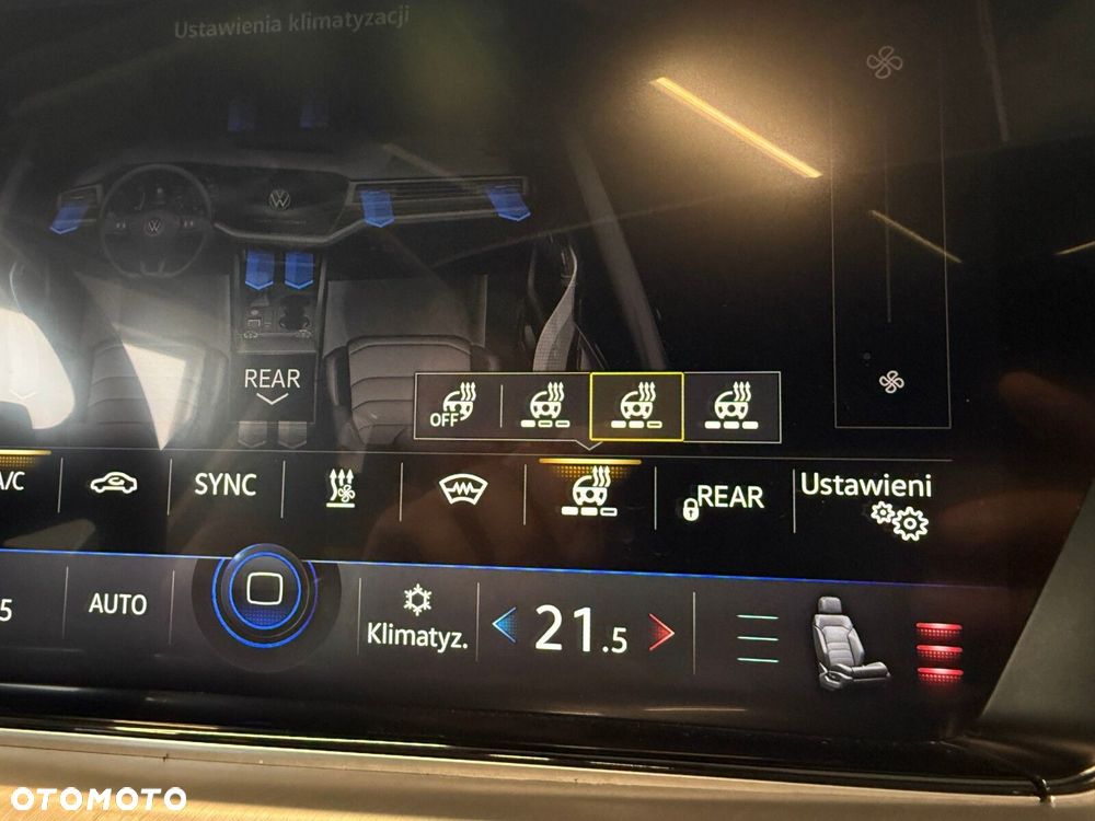 Volkswagen Touareg - 33