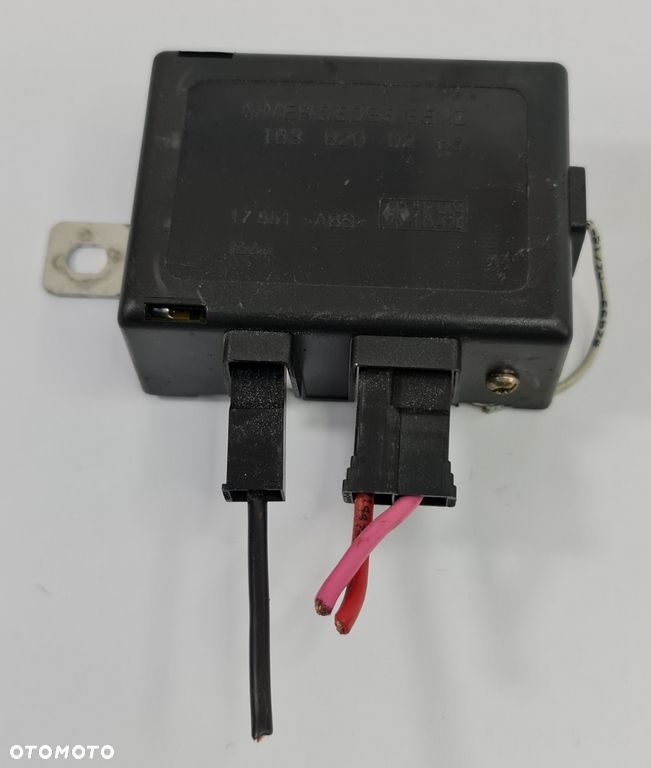 WZMACNIACZ ANTENY MERCEDES W163 1638200289 - 1