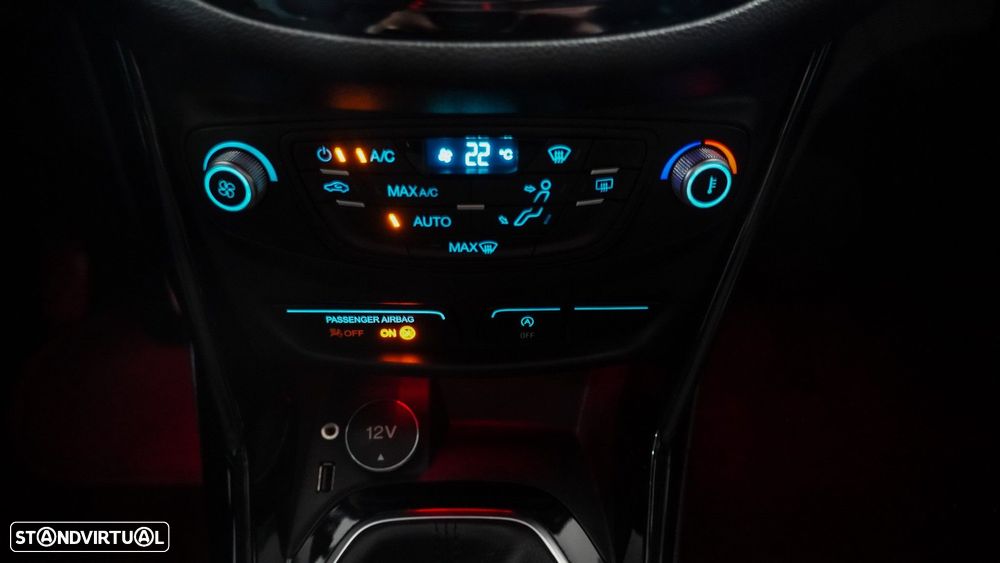 Ford B-Max 1.5 TDCi Titanium - 43