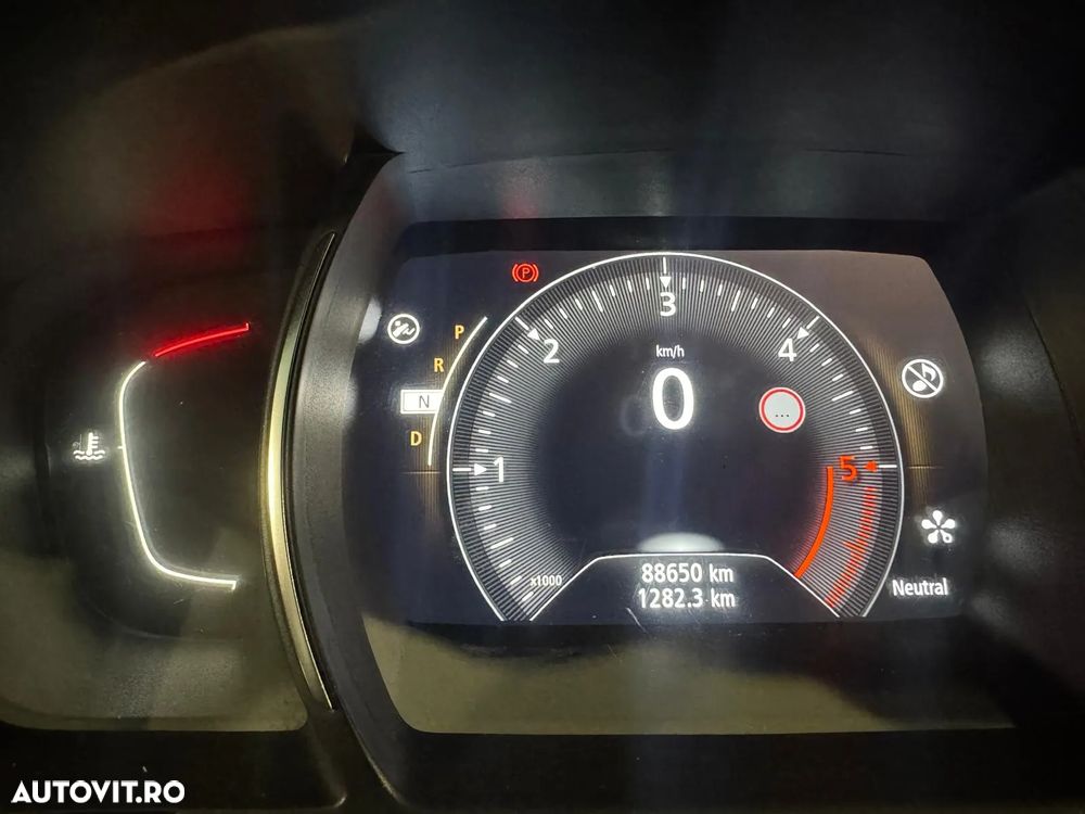 Renault Grand Scenic - 26