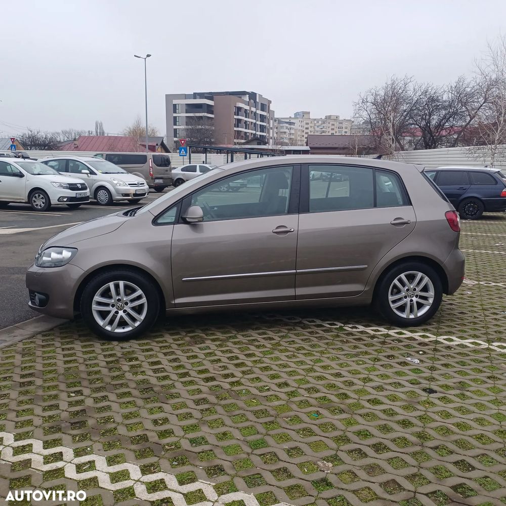 Volkswagen Golf Plus 1.6 TDI DPF BMT Highline - 19