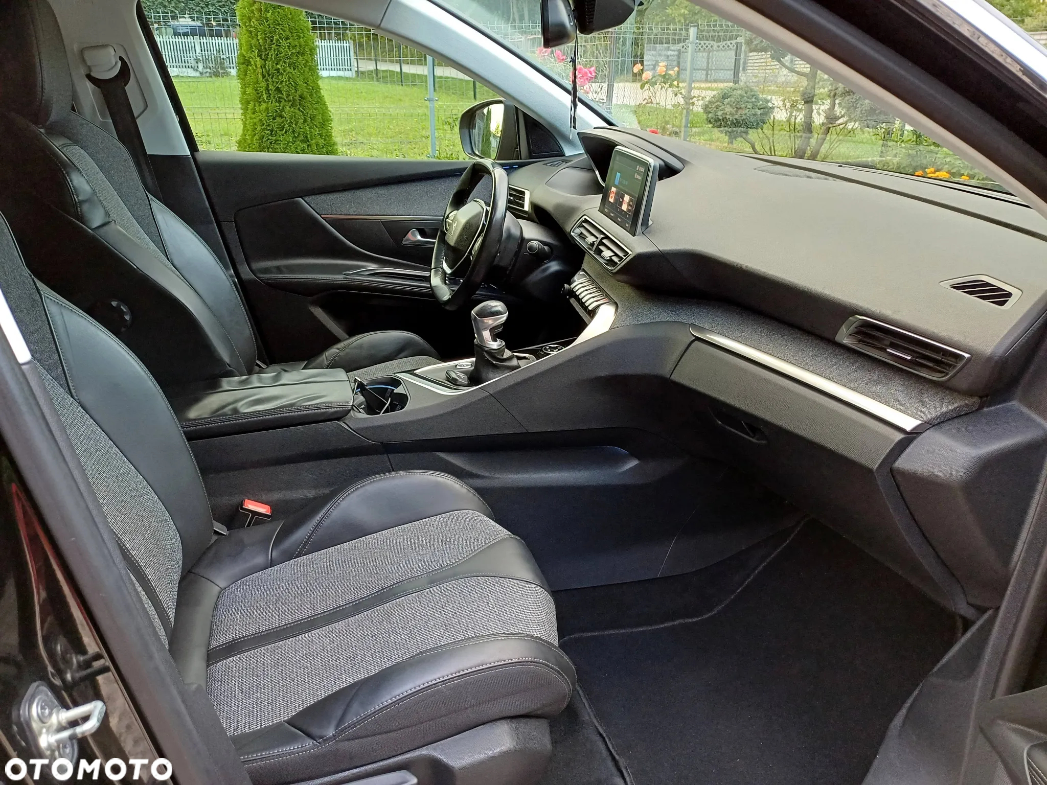 Peugeot 5008 1.6 BlueHDi Allure - 6