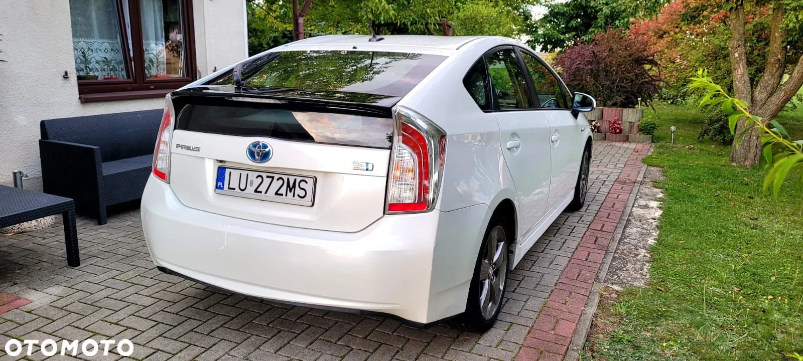 Toyota Prius 1.8 HSD Premium - 4