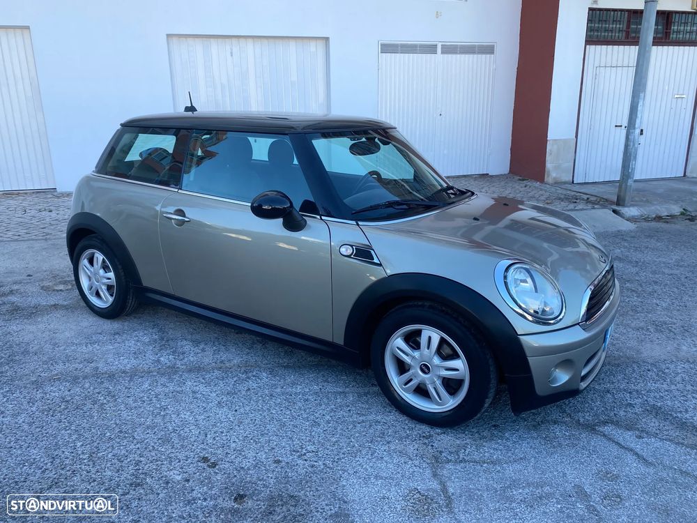 MINI 3 Portas One D - 1