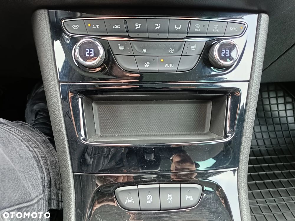 Opel Astra 1.5 D Start/Stop Business Elegance - 21