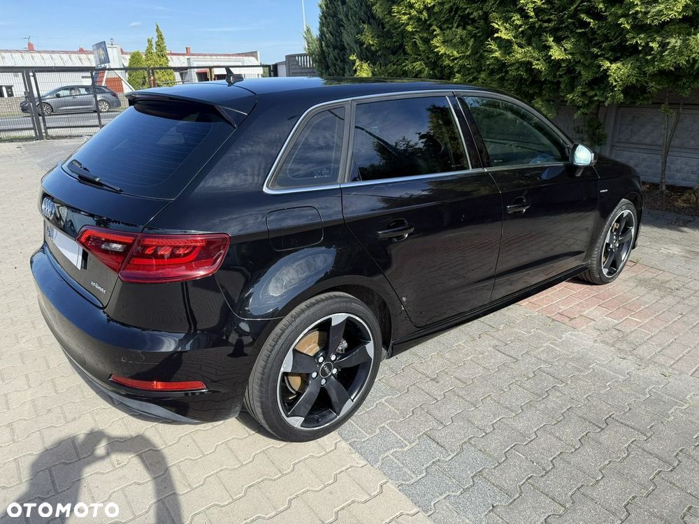 Audi A3 Sportback - 3