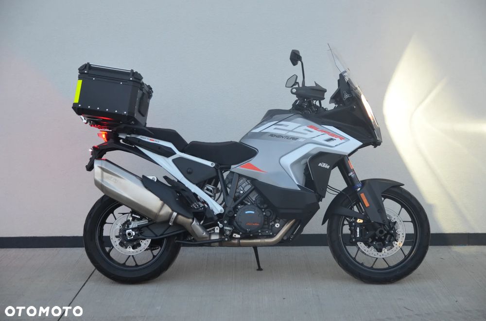 KTM Super Adventure - 21