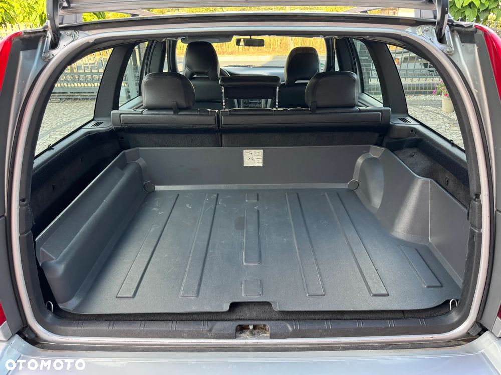Volvo V70 2.4 T - 33