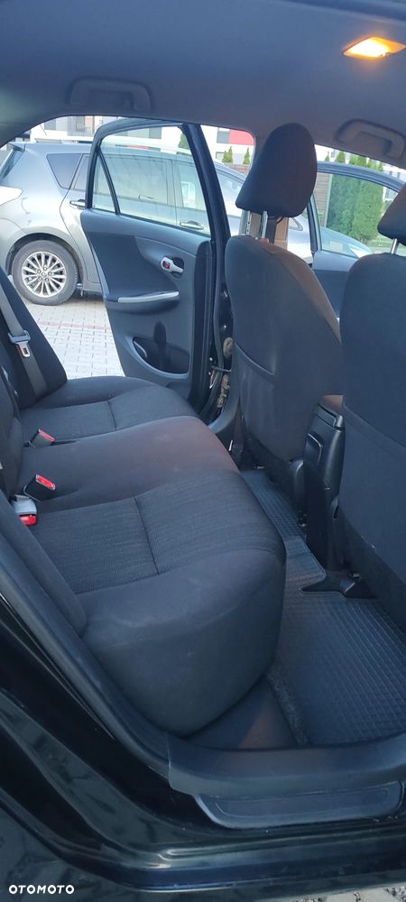 Toyota Corolla 1.6 VVT-i Luna - 12