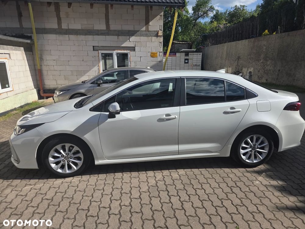 Toyota Corolla - 1