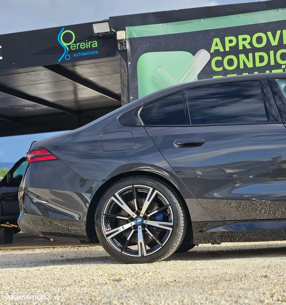 BMW i5 eDrive40 Pack Desportivo M Pro - 6