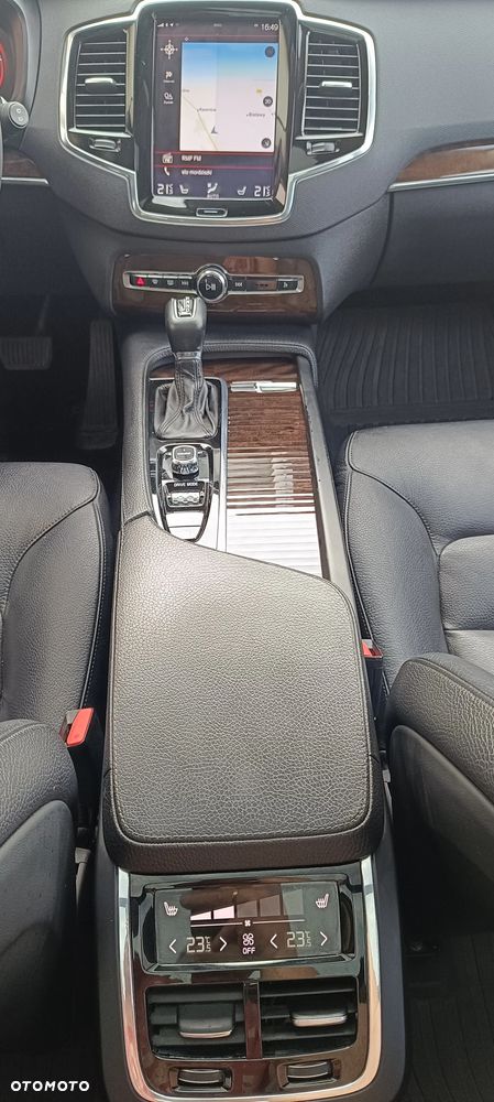 Volvo XC 90 T6 AWD Geartronic Momentum - 9