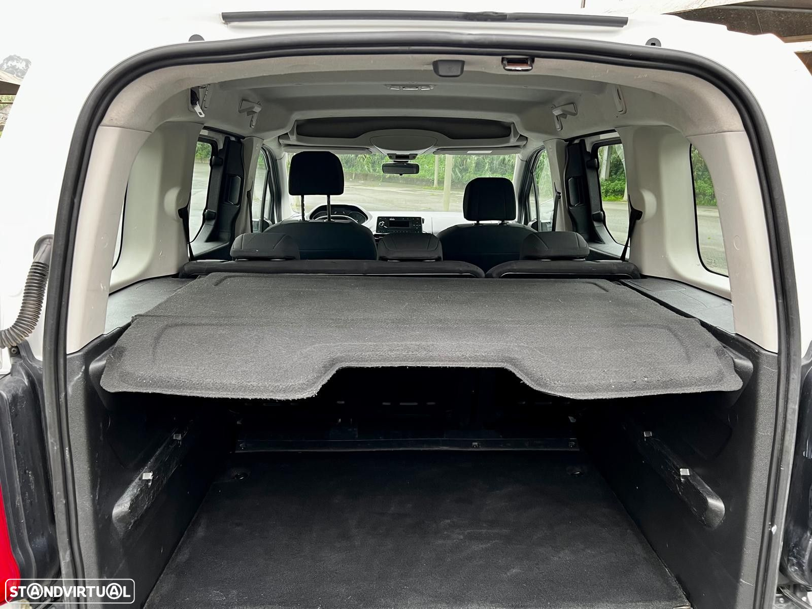 Peugeot Rifter 1.5 BlueHDi Active - 11