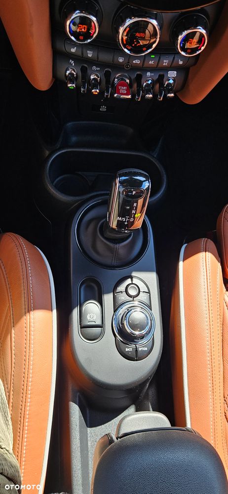 MINI John Cooper Works - 24