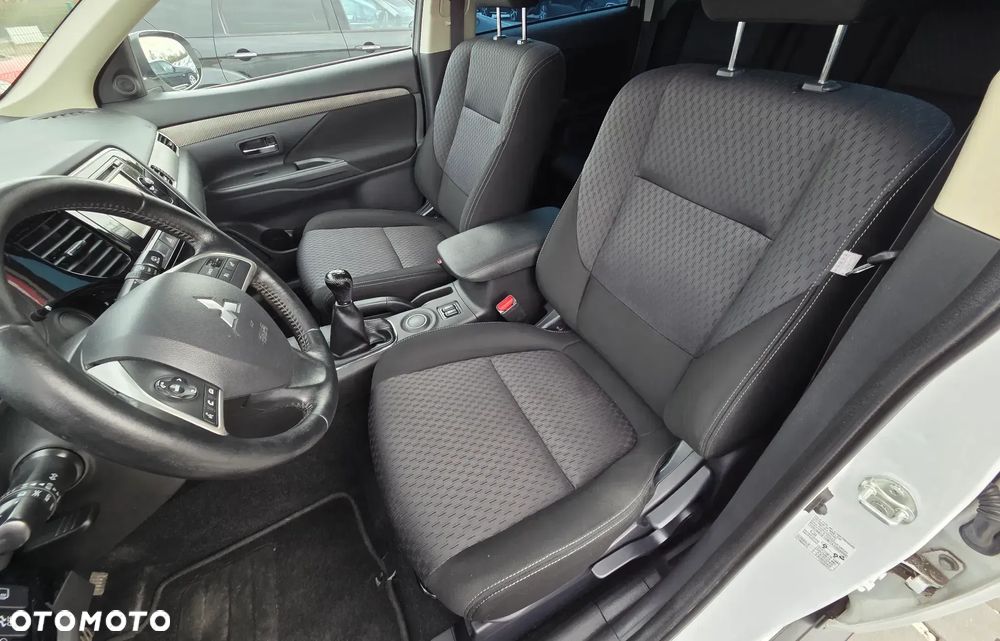 Mitsubishi Outlander 2.0 City Style 2WD - 37