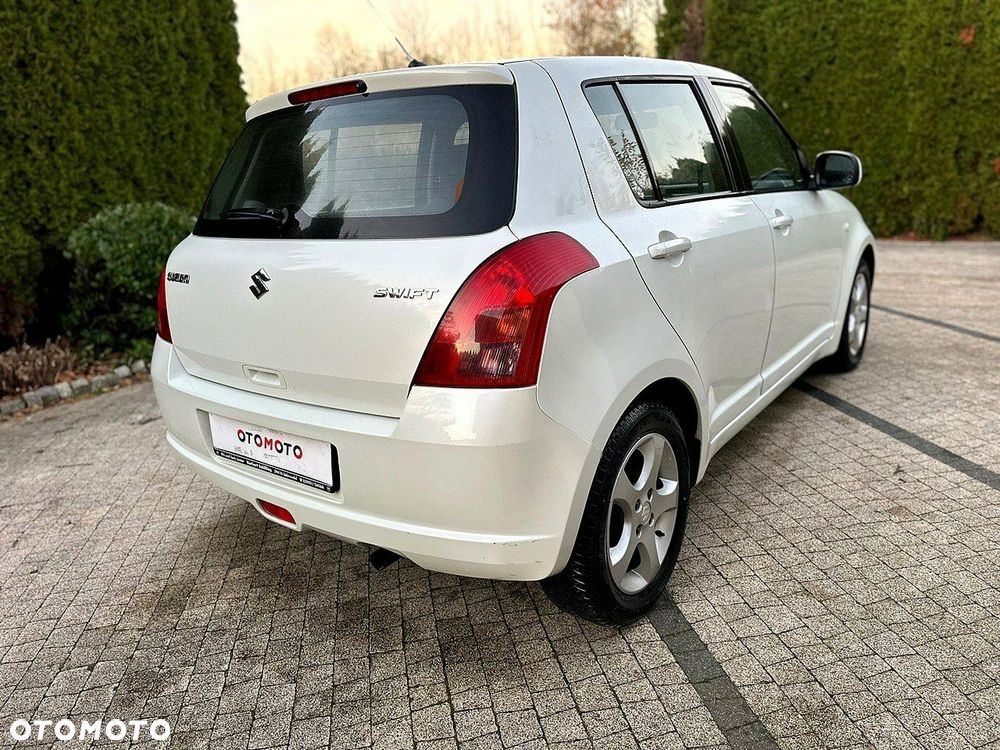 Suzuki Swift 1.3 Comfort dance - 3