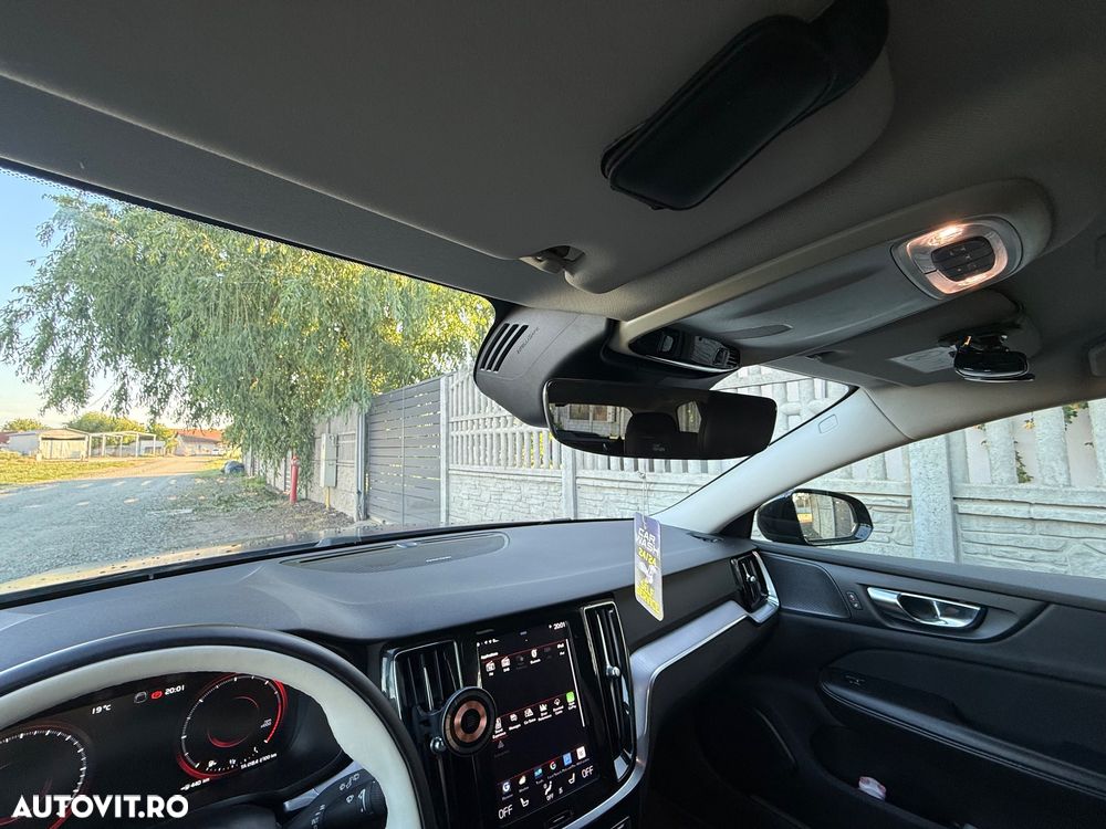 Volvo V60 D3 Momentum - 9