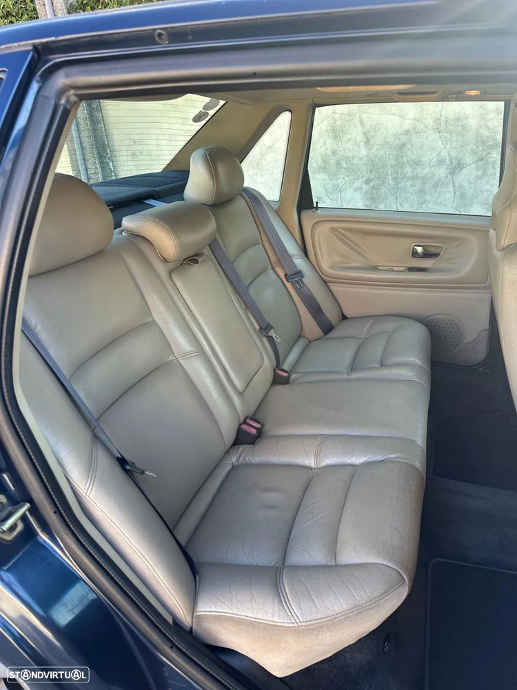 Volvo S70 GLT - 23